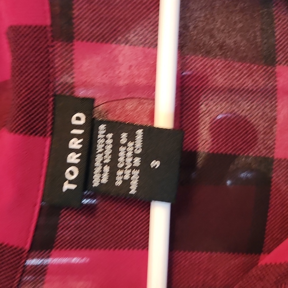 Torrid Women's clothing - Picture 4 of 6